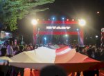 Semarak HUT RI di Parepare, TNI/Polri Bentangkan Bendera 78 Meter di Acara Gerak Jalan