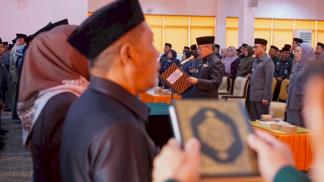 Wali Kota Taufan Pawe Lantik Pejabat Administrator hingga Fungsional, Ini Pesannya