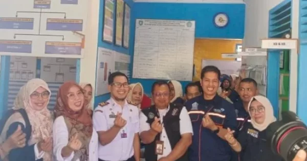 Pemkot Parepare Melalui PPKB Serahkan Bantuan ATTG ke Kelompok UPPKA