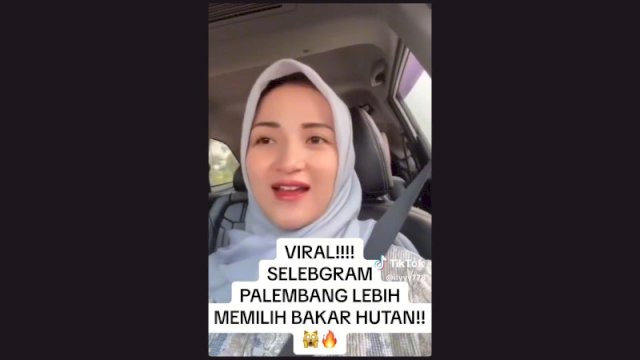 Tangkapan layar Selebgram Yoan Sandradyta mendukung pembakaran lahan. (Tiktok @iluyyy778)