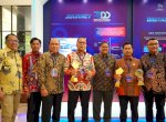 Kota Makassar Terima Penghargaan TP2DD 2023 Kota Terbaik dan Program Unggulan P2DD Terbaik