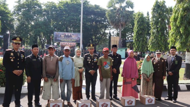 Pj Bupati Takalar Hadiri Upacara Peringatan HUT Ke-78 TNI