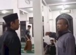 Viral Pria Ngamuk Karena Rebana Dimainkan di Dalam Masjid 