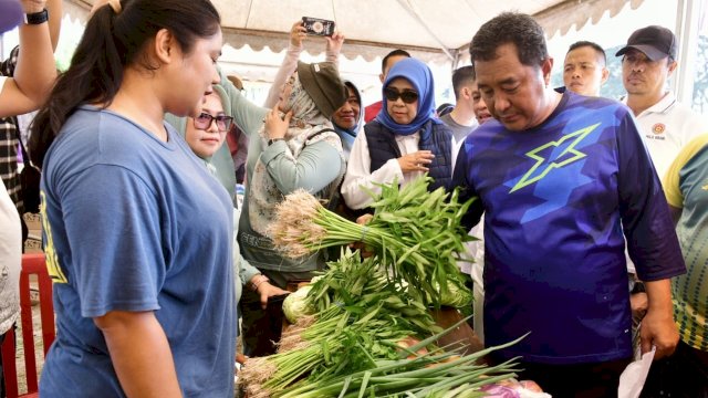 Dibuka Pj Gubernur Sulsel, Pemda Bone Gelar Gerakan Pangan Murah 