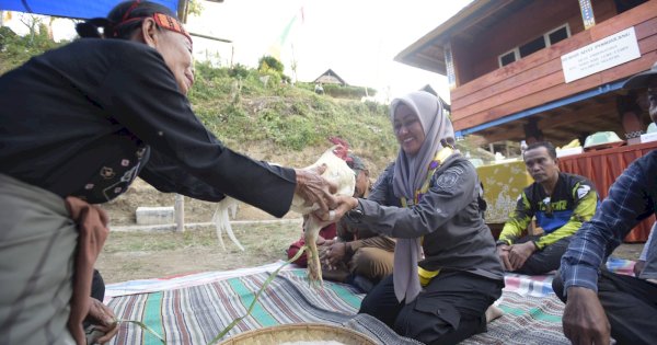 Bupati Indah Dorong Pembentukan Masyarakat Hukum Adat