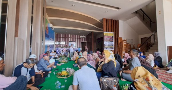 Relawan KoRean Gelar Syukuran Usai Anies-Muhaimin Resmi Terdaftar di KPU