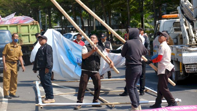 Marak Reklame Tak Berizin, Bapenda Makassar Penertiban Reklame di 500 Titik