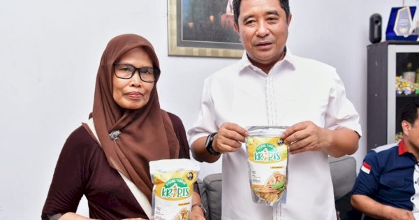 Pj Gubernur Bahtiar Dukung Pelaku IKM Kacang Mete Tingkatkan Produksi