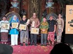 Galakkan Literasi Digital, Bupati Maros Diganjar Penghargaan Internasional dari Ubud Writers Readers Festival