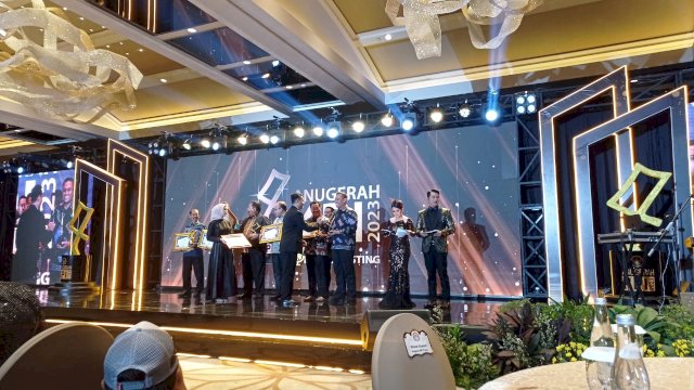 Pemprov Sulsel Raih Penghargaan Pemerintah Daerah Peduli Penyiaran di KPI Awards 2023