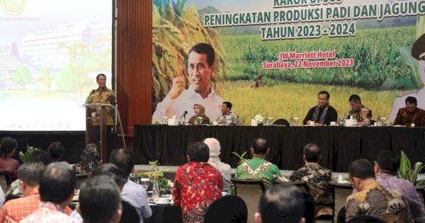 Mentan Amran Genjot Kembali Upsus Percepatan Produksi Padi dan Jagung di Jatim