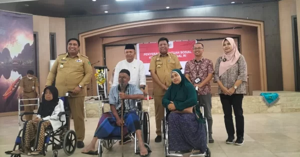 Bupati Maros Terima Kunjungan Anggota Komisi VIII DPR RI, Serahkan Bantuan ke Masyarakat