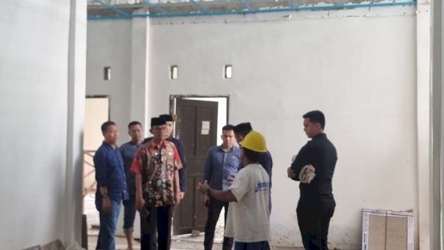 Pj Bupati Takalar Tinjau kembali Pembangunan Gedung Baznas 