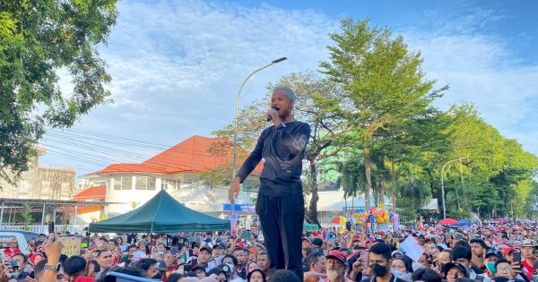 Jalan Sehat Perjuangan Berlangsung Meriah, Ganjar Ingatkan Masyarakat untuk Bersatu