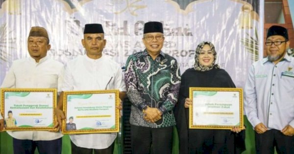 Ketua Penggerak PKK Parepare Terima Penghargaan pada Ajang Baznas Award 2023