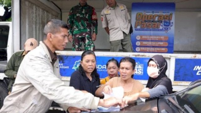 Dokumentasi Operasi Pasar Murah Mobile Disdag Makassar. 