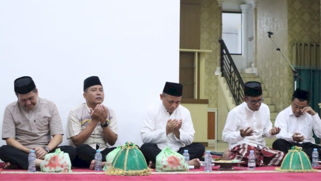 Pemkab Takalar Gelar Pengajian Rutin dan Doa Bersama untuk Palestina 