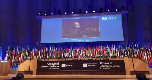 Bahasa Indonesia Disetujui Menjadi Bahasa Resmi Sidang Umum UNESCO