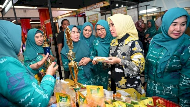 Potensi Cuan Menjanjikan, PKK Sulsel Pamer Produk Olahan Pisang