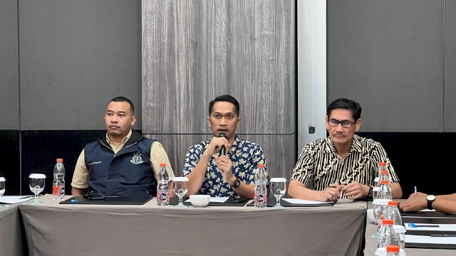 Kadispora Makassar Andi Pattiware Pimpin Rapat Revitalisasi Kawasan Karebosi 