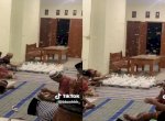 Viral Ribuan Laron Beterbangan Saat Acara Pengajian, Jamaah Tetap Bertahan