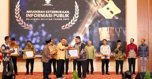 Makassar Raih Penghargaan Keterbukaan Informasi Publik 2023