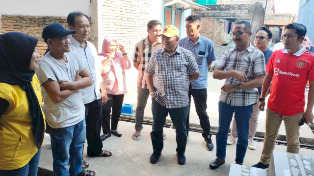 Anggota DPR RI Muhammad Fauzi Tinjau Lokasi Bedah Rumah di Palopo, Pastikan Berlanjut di 2024