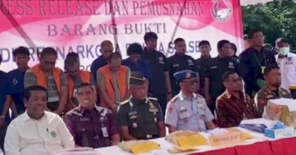 Akhir Tahun, Polda Sulsel Musnahkan 4 Kg Sabu dan 10 Kg Ganja 