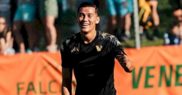 Jay Idres Resmi Jadi WNI, Tapi Tak Bisa Bela Timnas Indonesia di Piala Asia