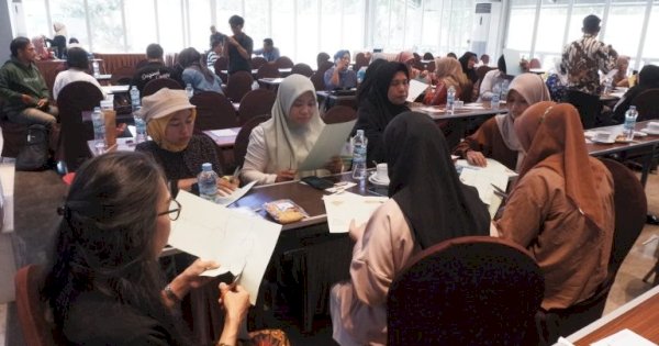 80 Peserta Ikuti Workshop Desain Produk 2023 yang Dilaksanakan Dispar Makassar 