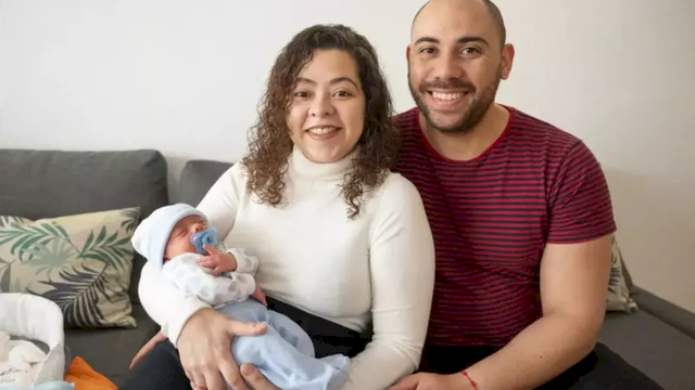 Maira melahirkan bayi setelah mendapatkan transplantasi rahim ibunya. (Dok Hospital Clinic de Barcelona) 