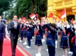 Presiden Jokowi Disambut Upacara Kenegaraan saat Berkunjung Istana Presiden Vietnam