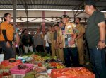 Pj Gubernur Minta Harga Bahan Pokok di Luwu Timur Segera Dikendalikan
