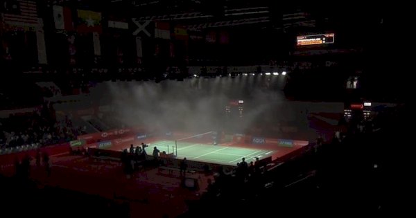 Ada Api Menyala saat Semifinal Indonesia Masters 2024 di Istora GBK, Laga Ditunda Sementara