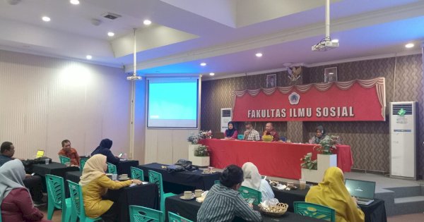 Sinkronisasi Visi Misi, Dekan FIS UNG Kumpulkan Seluruh Stakeholder
