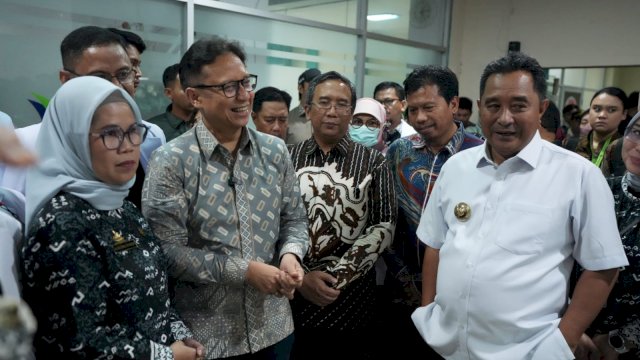 Pastikan Pelayanan Berkualitas, Menkes dan Bahtiar Kunjungi 3 Rumah Sakit di Makassar