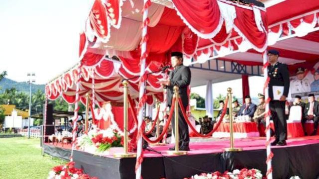 Pj Gubernur Gorontalo Jadi Irup pada Upacara Peringatan 82 Tahun Hari Patriotik