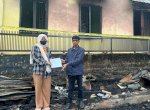 Huadi Group Bantu Korban Kebakaran di Bantaeng