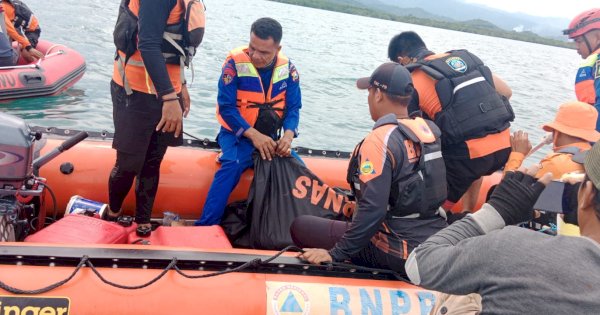 Tim Sar Gabungan Temukan Pemancing yang Terjatuh dari Perahu di Perairan Batulotong Luwu