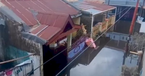 Banjir di Makassar, Ratusan Warga Terpaksa Mengungsi 