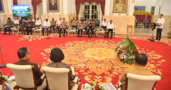 Di Istana, Mahfud Blak-blakan Tak Sependapat dengan Jokowi Soal Debat Ketiga Capres