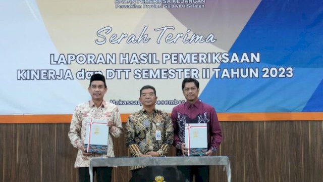 Ketua DPRD Makassar Terima LHPK Semester II Tahun 2023 dari BPK