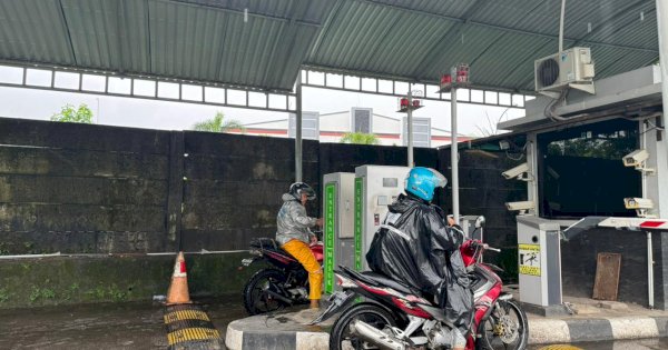 Mulai 1 April, Kendaraan Roda Dua Wajib Pakai Kartu Elektronik Masuk Bandara Hasanuddin