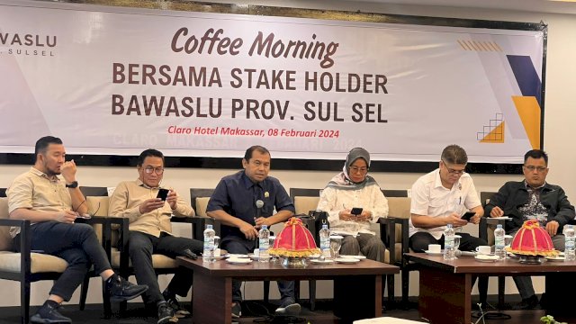 Bawaslu Sulsel dalam agenda Coffee Morningbersama Stakeholder di Hotel Claro, Jalan Andi Pangerang Pettarani pada Kamis (8/2/2024).