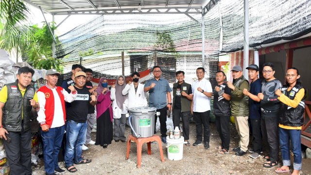 Pj Wali Kota Palopo Sambangi Bank Sampah Baruga