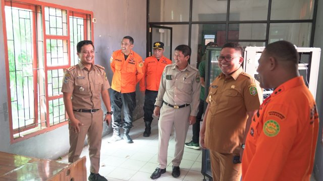 Pj Wali Kota Asrul Sani Ajak Basarnas Makassar Tinjau Pos SAR Palopo