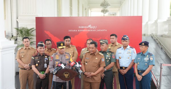 Pemprov Sulsel dan Sejumlah Kepala Daerah Bertemu Jokowi di Istana, Paparkan Pembangunan Stadion di Makassar