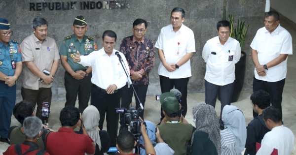 Upaya Mentan Amran Dorong Petani Percepat Masa Tanam 2024 bersama Mitra Strategis