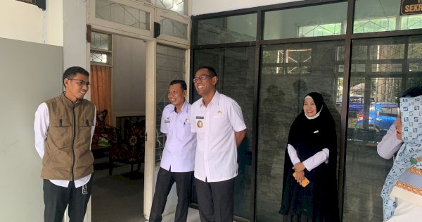 Pj Bupati Takalar Sidak hari Pertama Kerja di Bulan Puasa