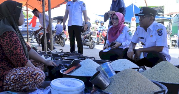 Pastikan Ketersediaan Bahan Pokok Ramadhan, Pj Bupati Takalar Lakukan Sidak Pasar